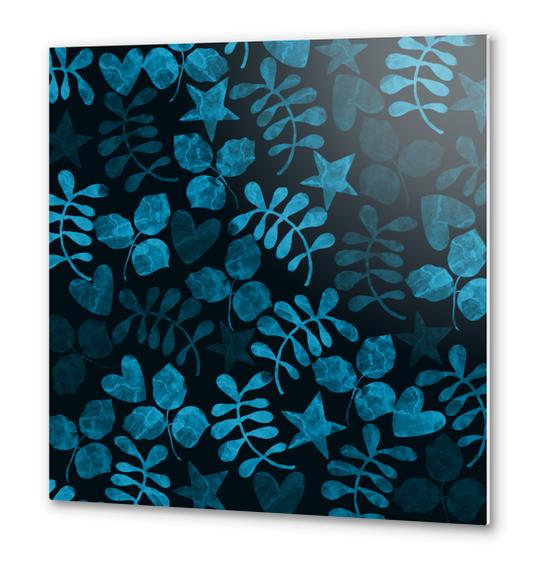 LOVELY FLORAL PATTERN X 0.19 Metal prints by Amir Faysal