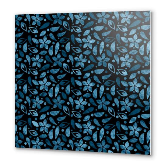 LOVELY FLORAL PATTERN X 0.4 Metal prints by Amir Faysal