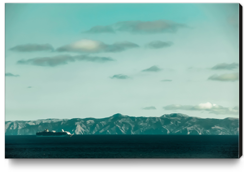 Ocean and mountains at Rancho Palos Verdes California USA Canvas Print by Timmy333